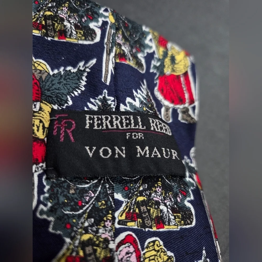 Ferrell Reed Festive Christmas Patterned Tie 56  in.
